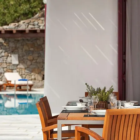 Excellent Mykonos Epsilon 4 Bedrooms Stunning Sea View بسارو